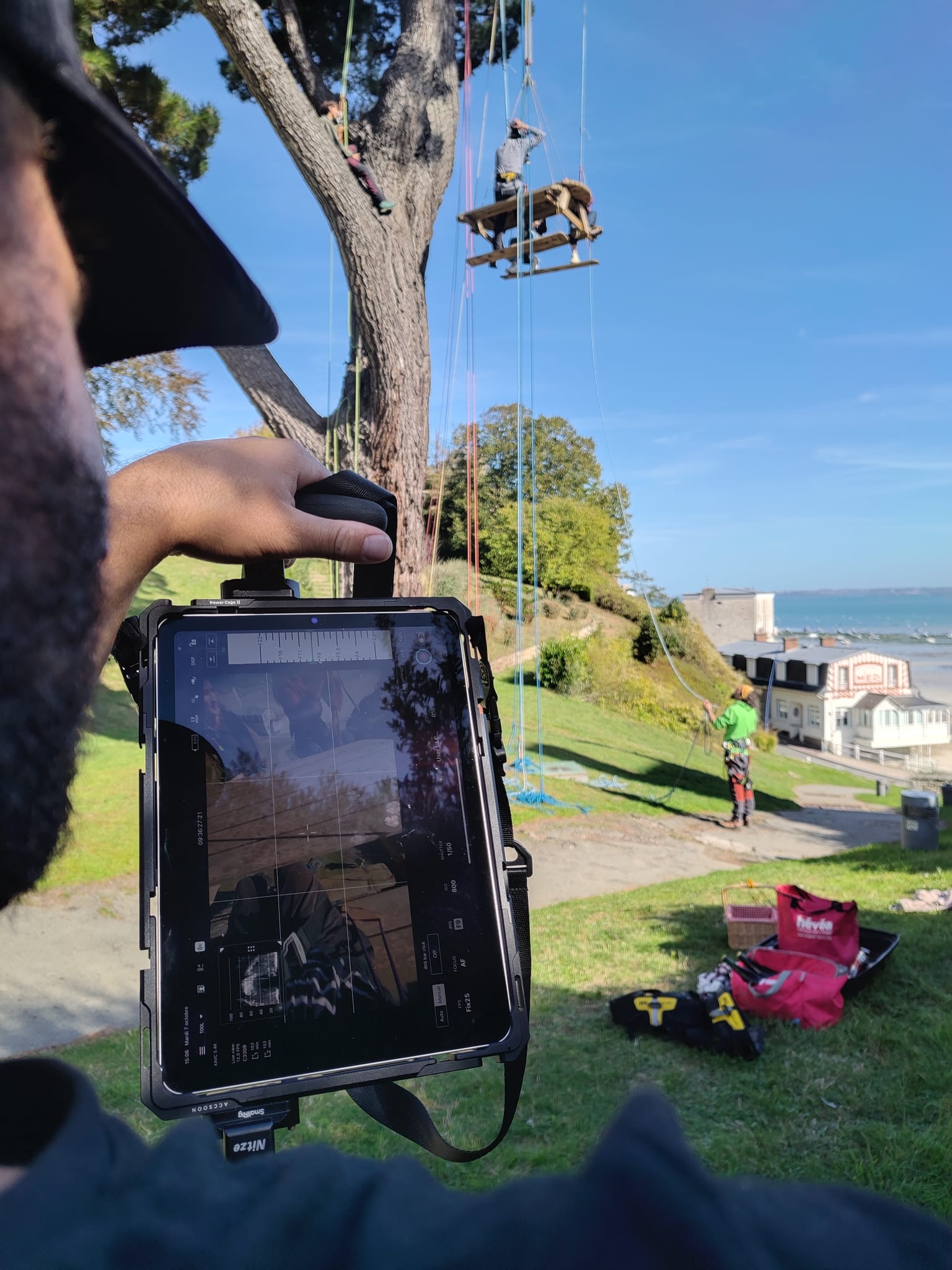 Sécurisation acteurs scène arbre tournage - Bretagne, Côtes-d'Armor